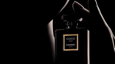 chanel noir twitter|Coco Noir .